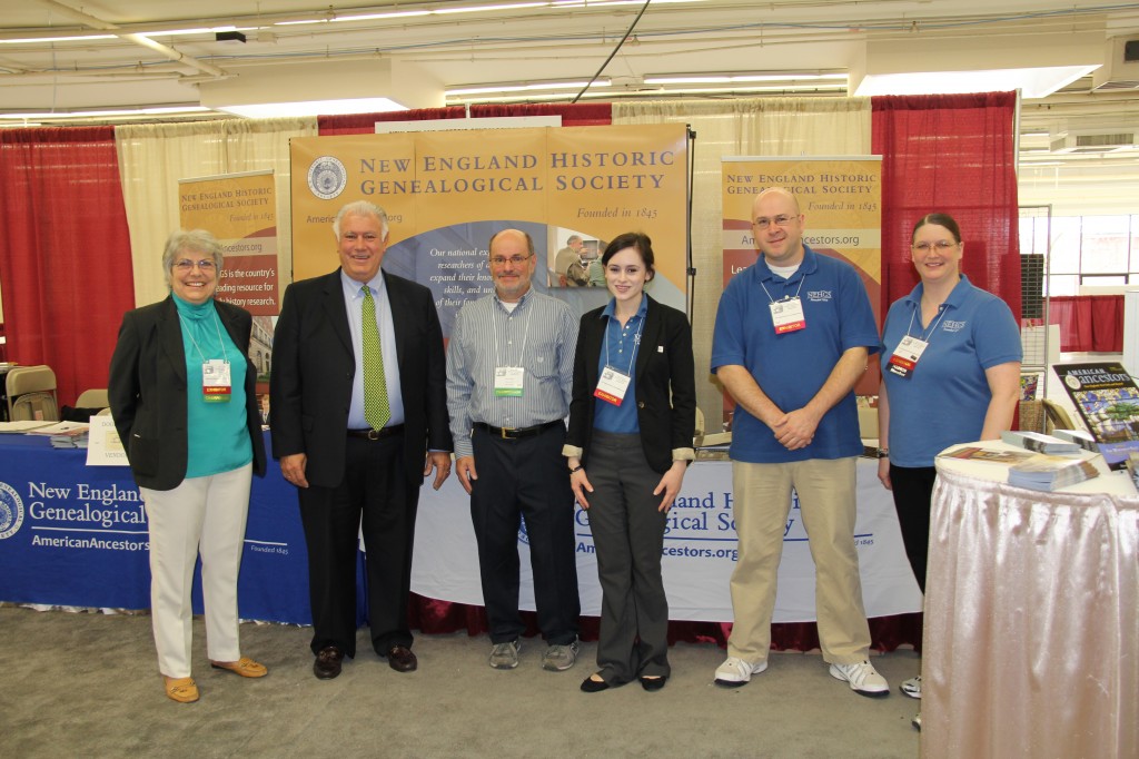 Mayor Ted Gatsas of Manchester, N.H. welcomes NERGC conference chairs and members of the New York Genealogical & Biographical Society to New Hampshire.